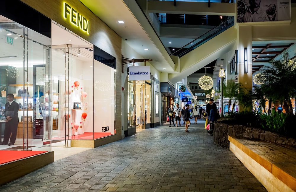 The Laylow Waikiki, Autograph Collection — Attractions in the area in Honolulu, Hawaii