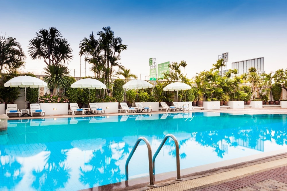 Bangkok Palace Hotel — Main photo in Bangkok, Bangkok