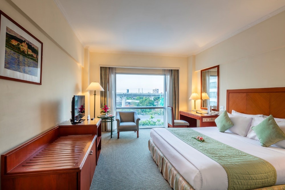 Bangkok Palace Hotel — Hotel rooms in Bangkok, Bangkok