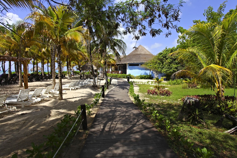 Select Club at Sandos Caracol All Inclusive - Adults Only Area — Beach in Playa del Carmen, Quintana Roo