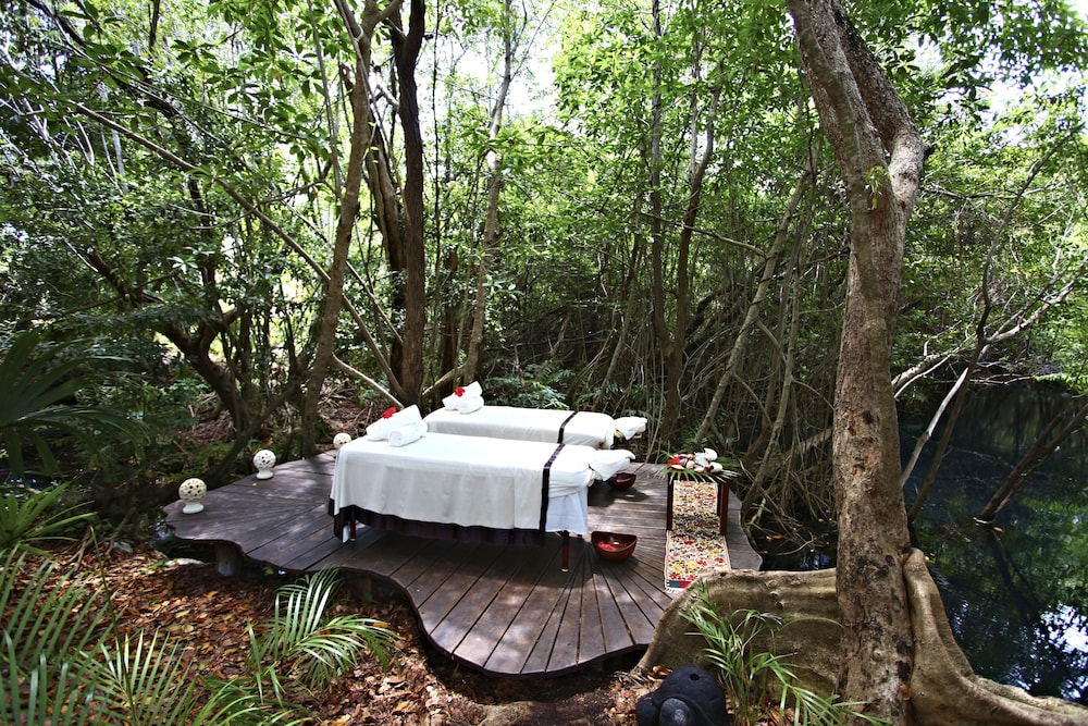 Select Club at Sandos Caracol All Inclusive - Adults Only Area — Spa in Playa del Carmen, Quintana Roo