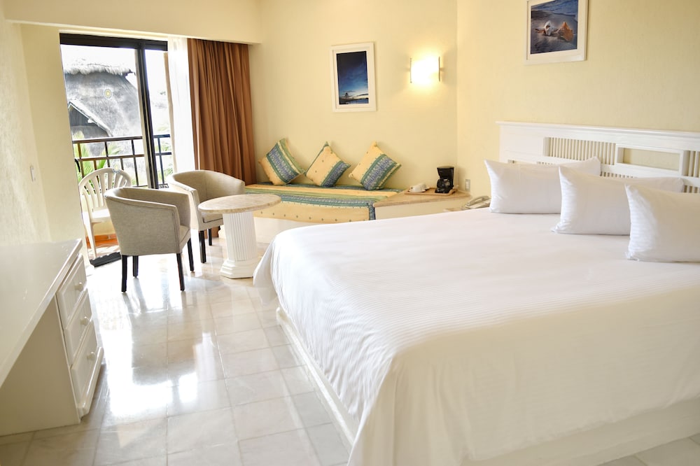 Sandos Playacar All Inclusive — Rooms in Playa del Carmen, Quintana Roo