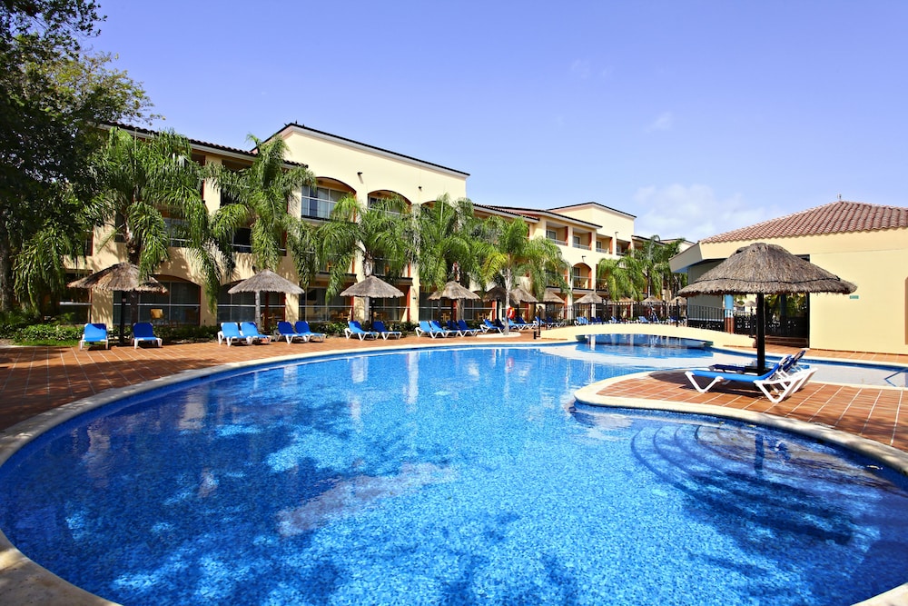 Sandos Playacar All Inclusive — Pool in Playa del Carmen, Quintana Roo