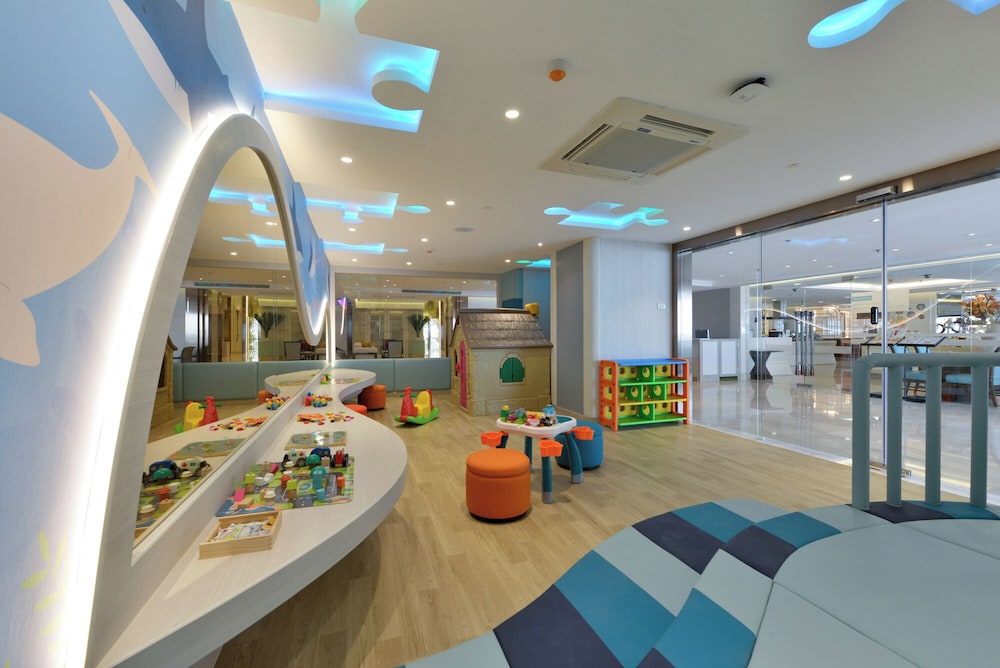 Centre Point Plus Hotel Silom — Attractions for children in Bangkok, Bangkok
