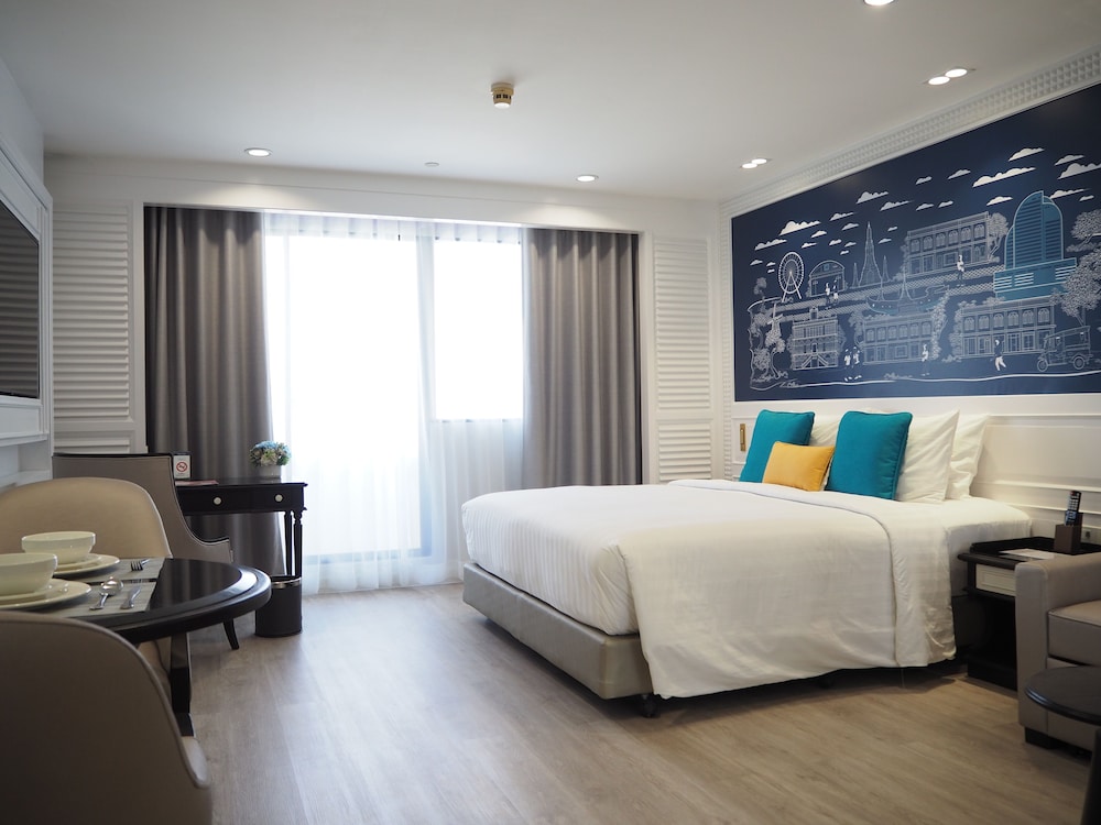 Centre Point Plus Hotel Silom — Hotel rooms in Bangkok, Bangkok