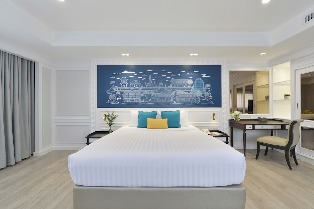 Centre Point Plus Hotel Silom — Hotel rooms in Bangkok, Bangkok
