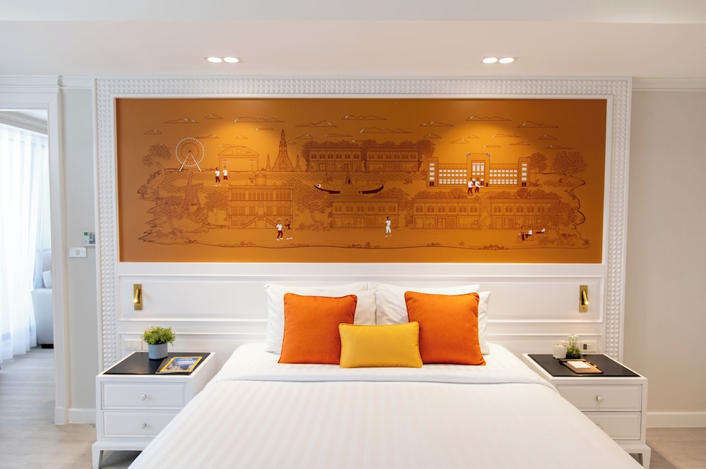 Centre Point Plus Hotel Silom — Hotel rooms in Bangkok, Bangkok