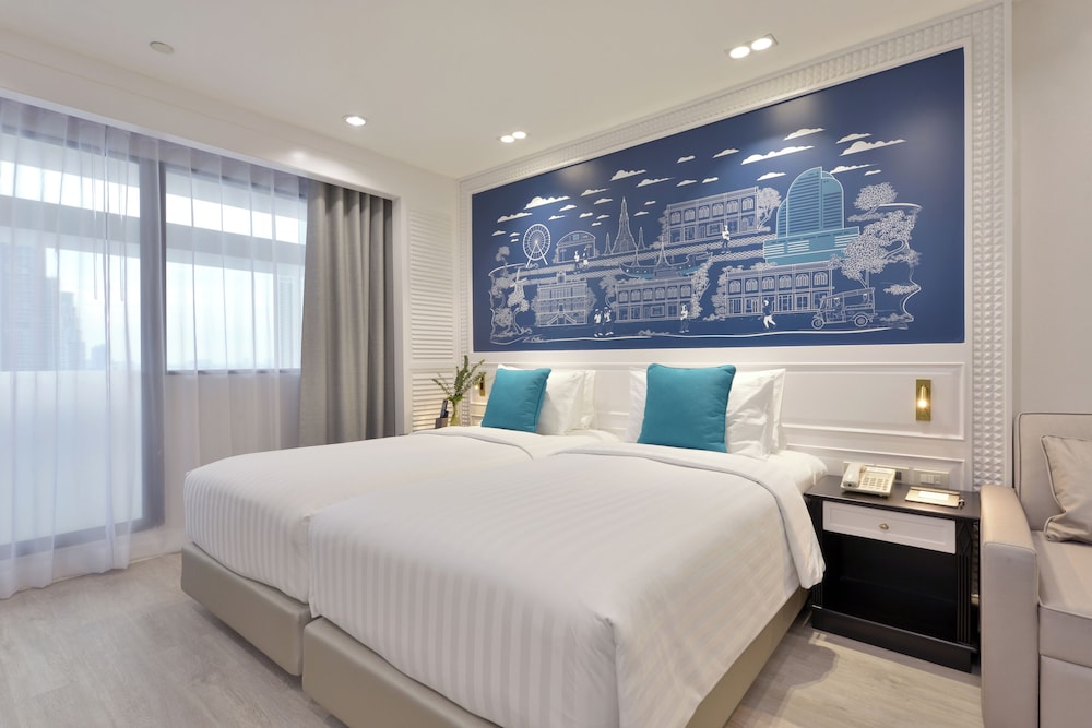 Centre Point Plus Hotel Silom — Hotel rooms in Bangkok, Bangkok