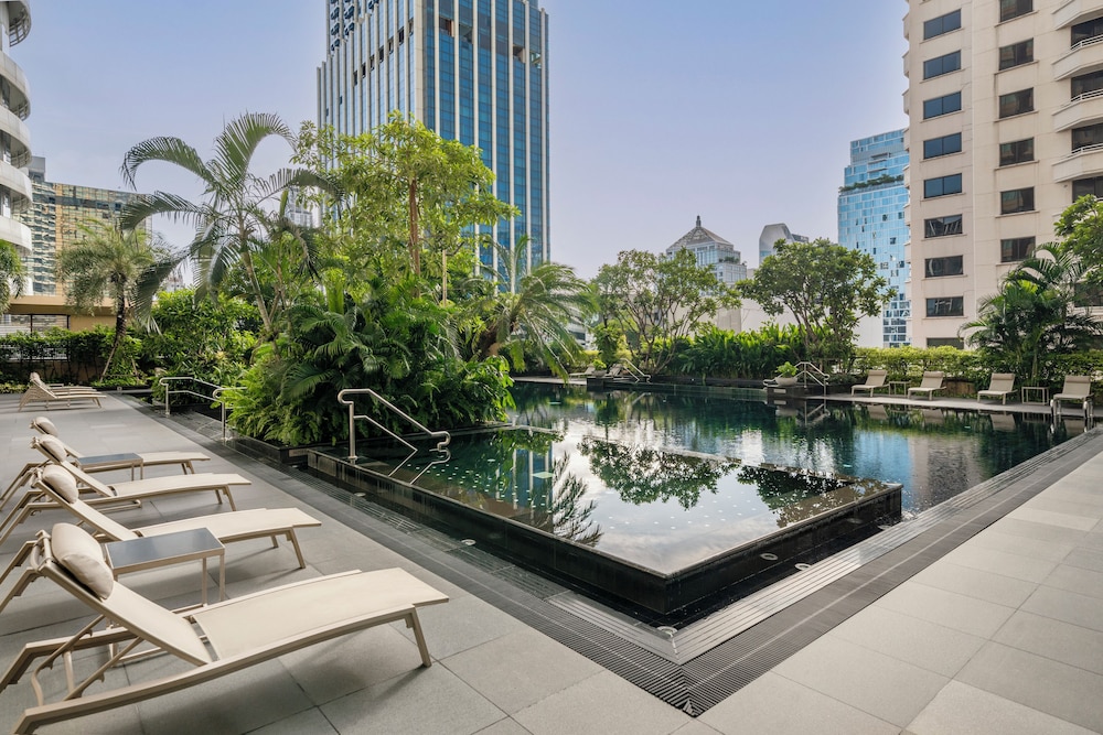 Grande Centre Point Ratchadamri — Swimming pool in Bangkok, Bangkok