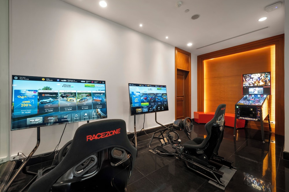 Grande Centre Point Ratchadamri — Sports & recreation in Bangkok, Bangkok