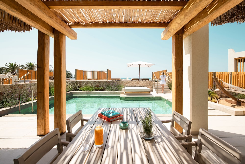 Mitsis Selection Rinela — Swimming pool in Kokkini Chani