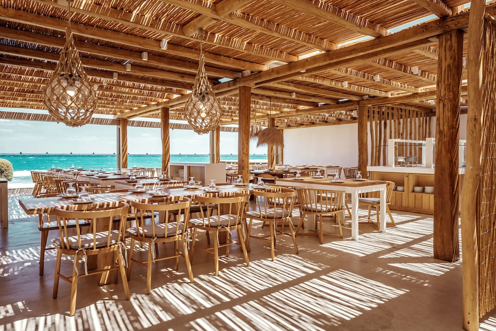 Mitsis Selection Rinela — Restaurant & bars in Kokkini Chani