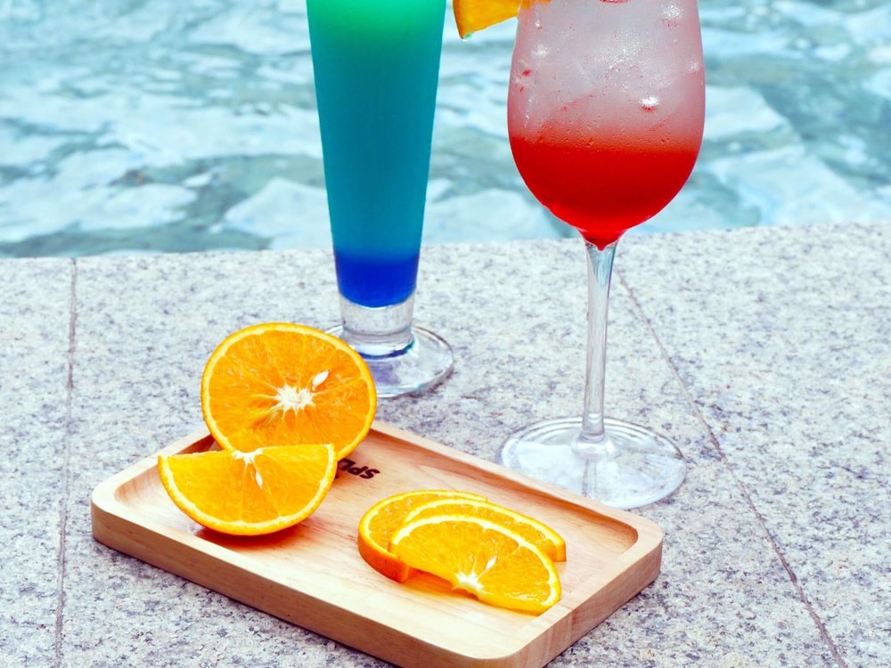 Novotel Living Bangkok Sukhumvit Legacy — Restaurant & bars in Bangkok, Bangkok