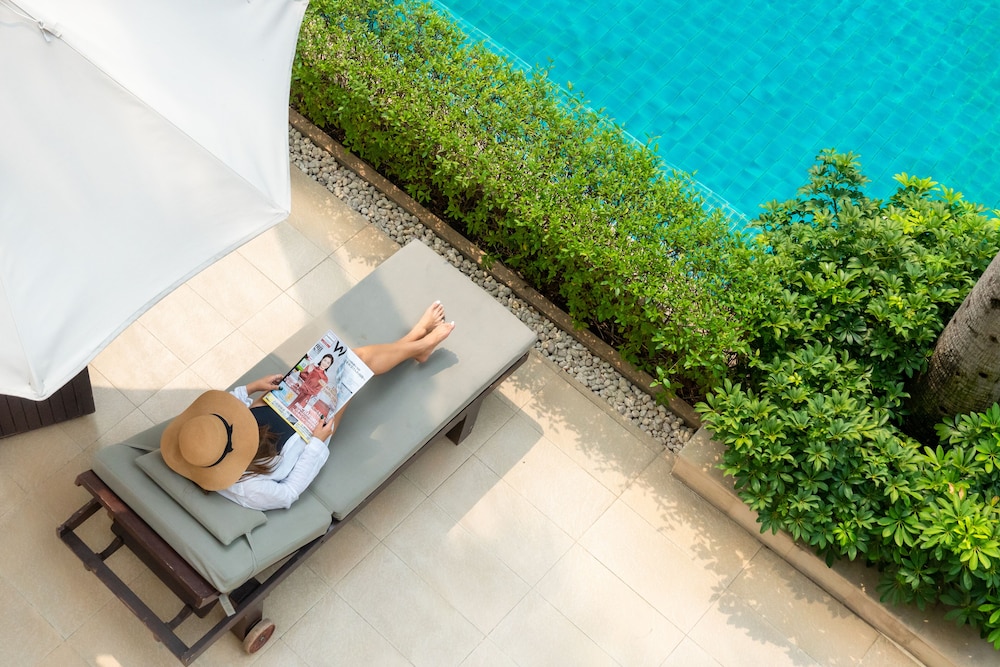 Novotel Living Bangkok Sukhumvit Legacy — Swimming pool in Bangkok, Bangkok