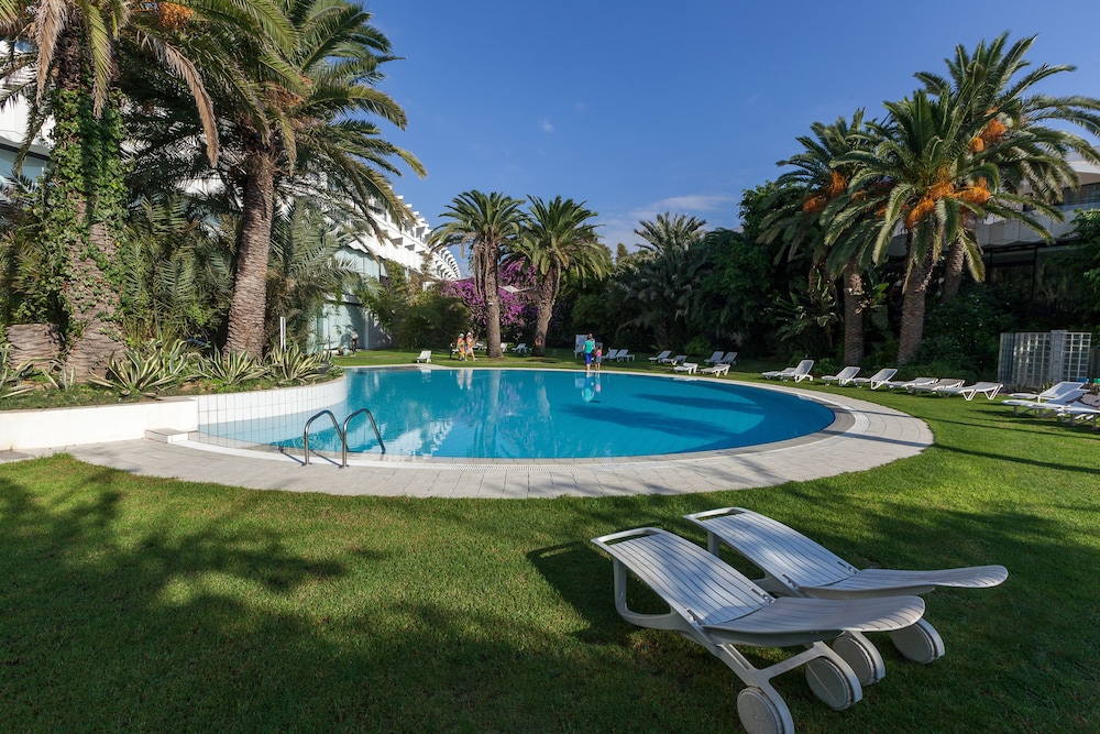 SENTIDIO Phenicia — Pool in Hammamet, Nabeul
