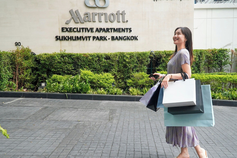 Marriott Executive Apartments Sukhumvit Park, Bangkok — Attractions in the area in Bangkok, Bangkok