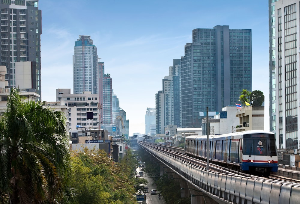 Marriott Executive Apartments Sukhumvit Park, Bangkok — Attractions in the area in Bangkok, Bangkok