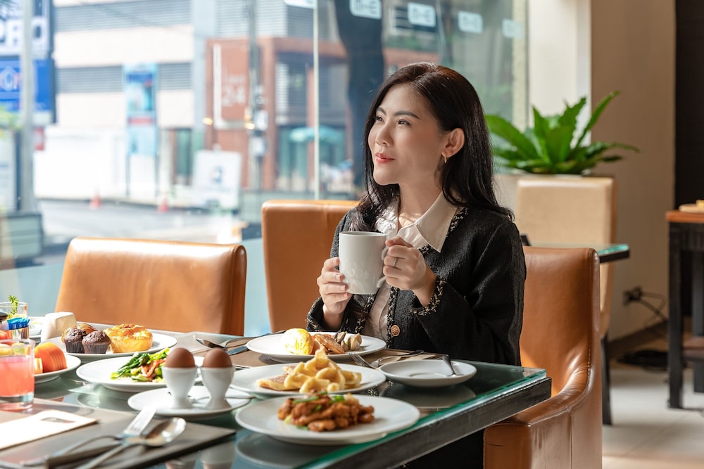 Marriott Executive Apartments Sukhumvit Park, Bangkok — Restaurant & bars in Bangkok, Bangkok