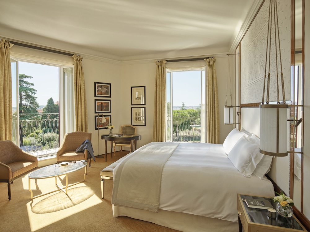 Hotel Eden - Dorchester Collection — Hotel rooms in Rome, Lazio