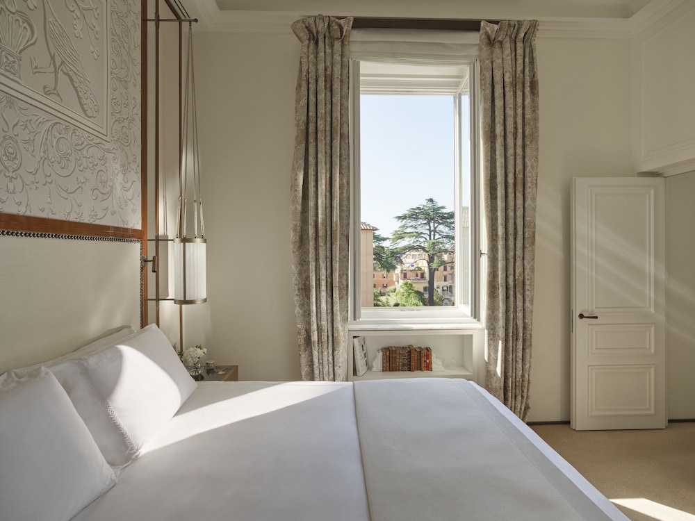 Hotel Eden - Dorchester Collection — Hotel rooms in Rome, Lazio