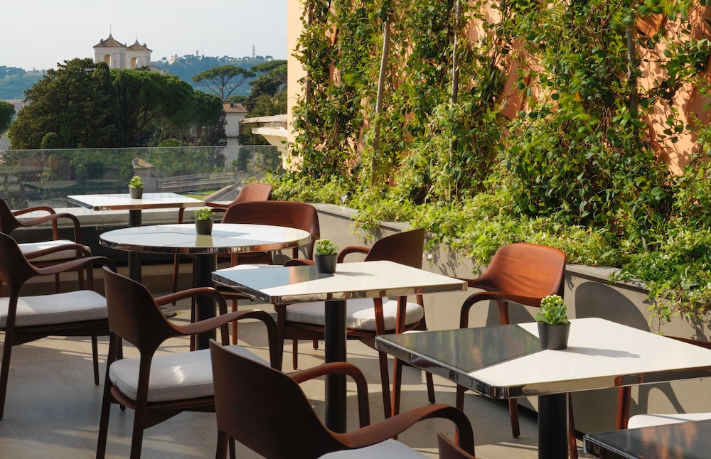 Hotel Eden - Dorchester Collection — Restaurant & bars in Rome, Lazio