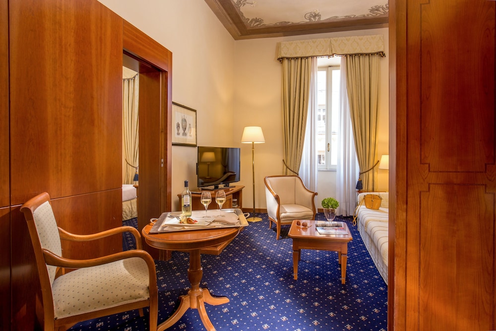 UNA Hotels Empire Roma — Hotel rooms in Rome, Lazio