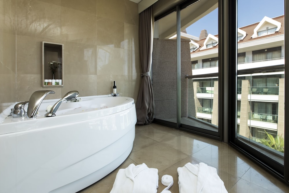 Sherwood Dreams Resort — Hotel rooms in Belek