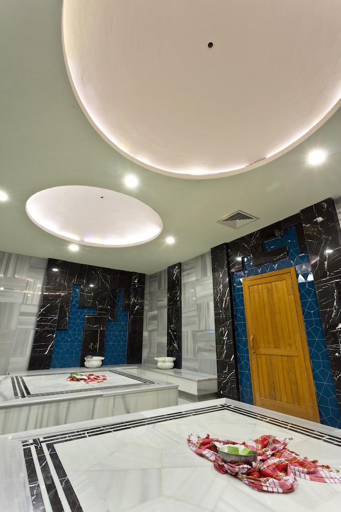 Sherwood Dreams Resort — Spa in Belek
