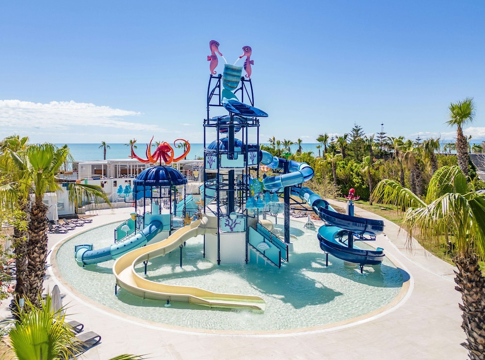 Sherwood Dreams Resort — Attractions for children in Belek