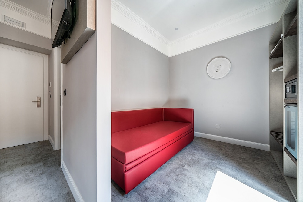 Hotel Varese Roma — Hotel rooms in Rome, Lazio