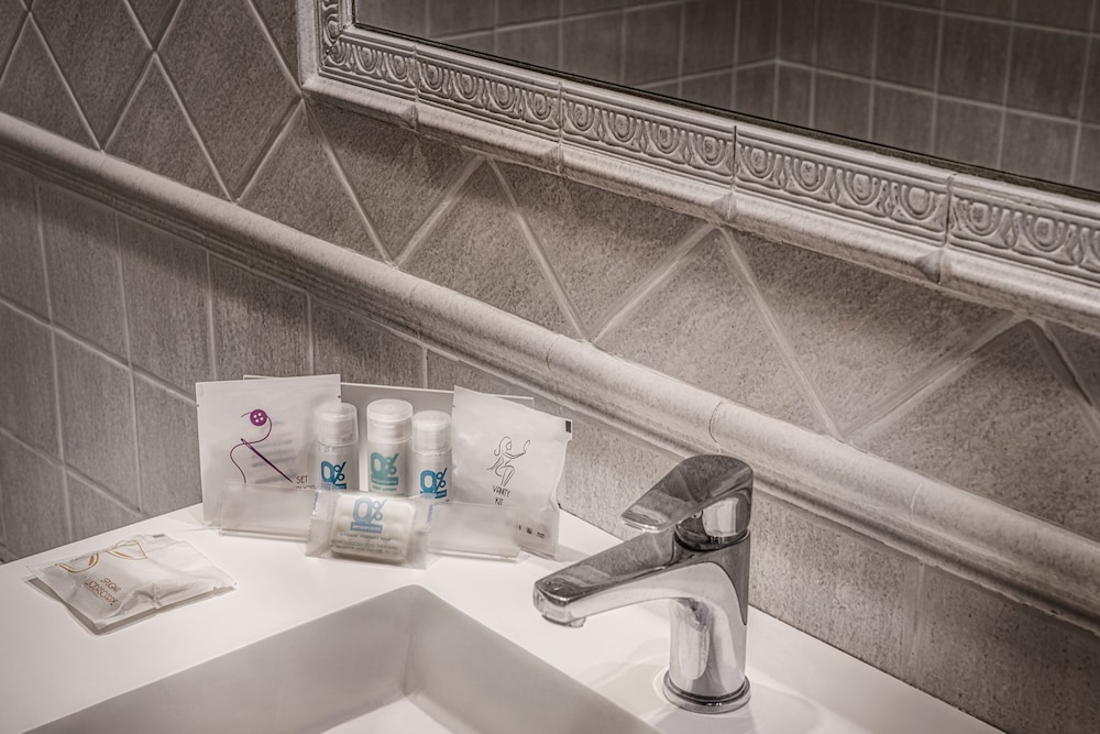 Hotel Varese Roma — Hotel rooms in Rome, Lazio