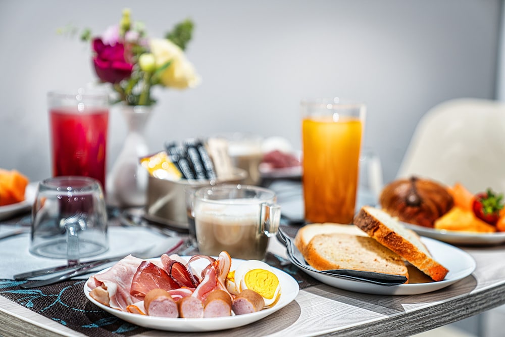 Hotel Varese Roma — Restaurant & bars in Rome, Lazio