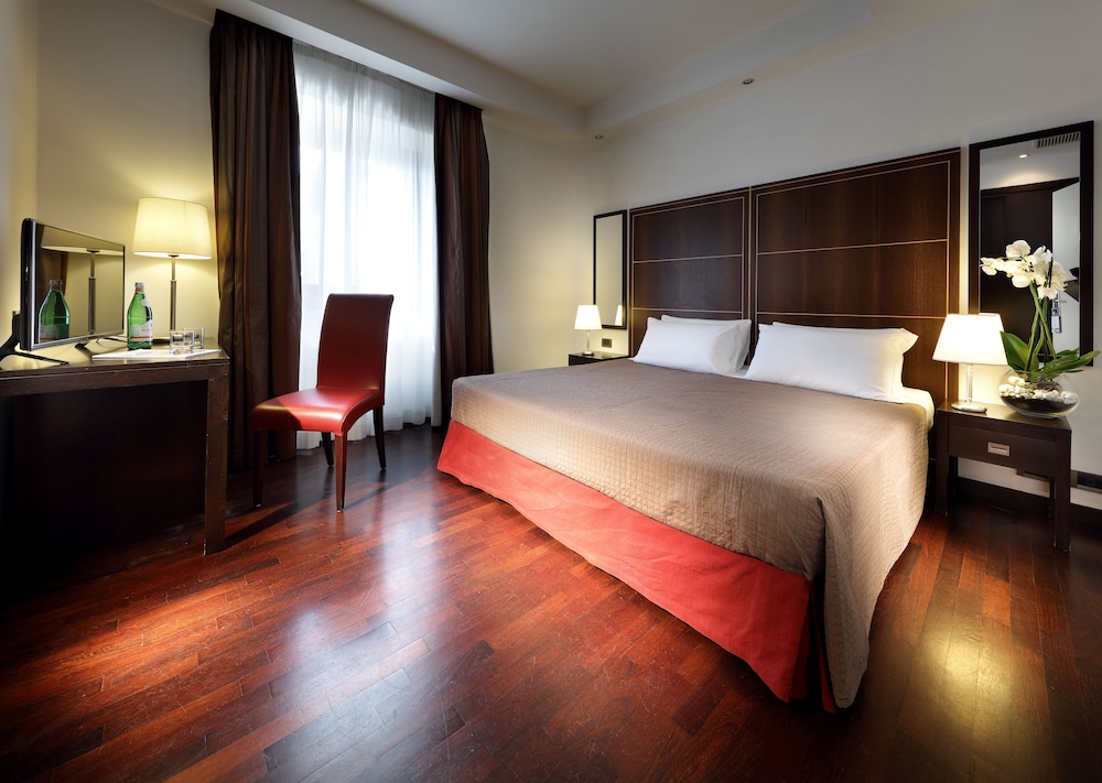Exe International Palace — Hotel rooms in Rome, Lazio