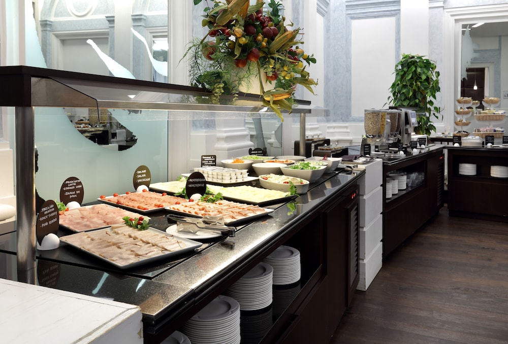 Exe International Palace — Restaurant & bars in Rome, Lazio
