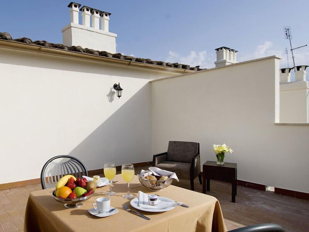 Exe International Palace — Hotel rooms in Rome, Lazio