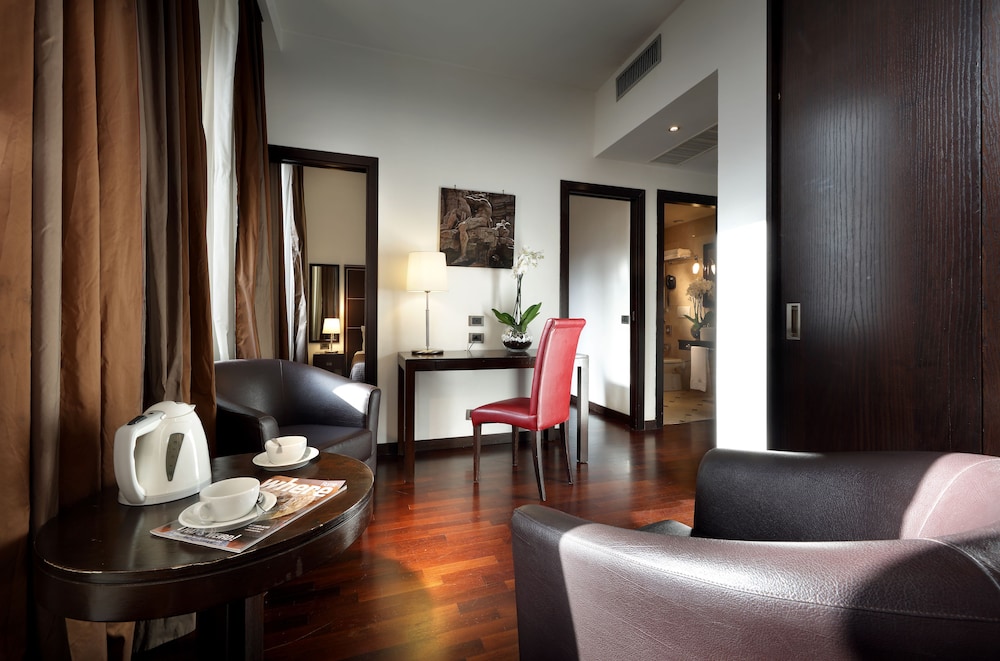 Exe International Palace — Hotel rooms in Rome, Lazio