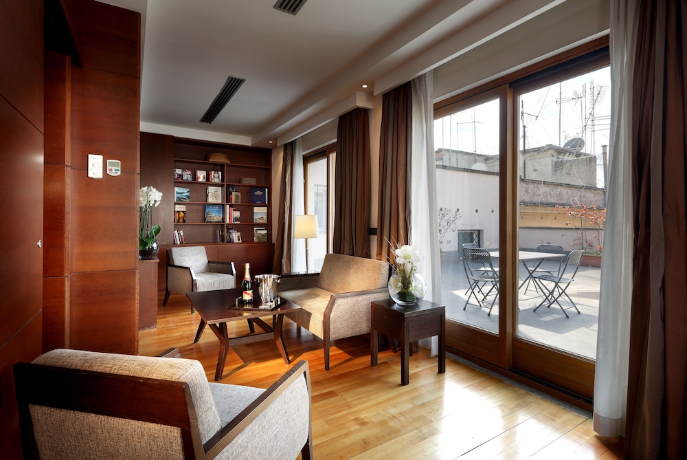 Exe International Palace — Hotel rooms in Rome, Lazio