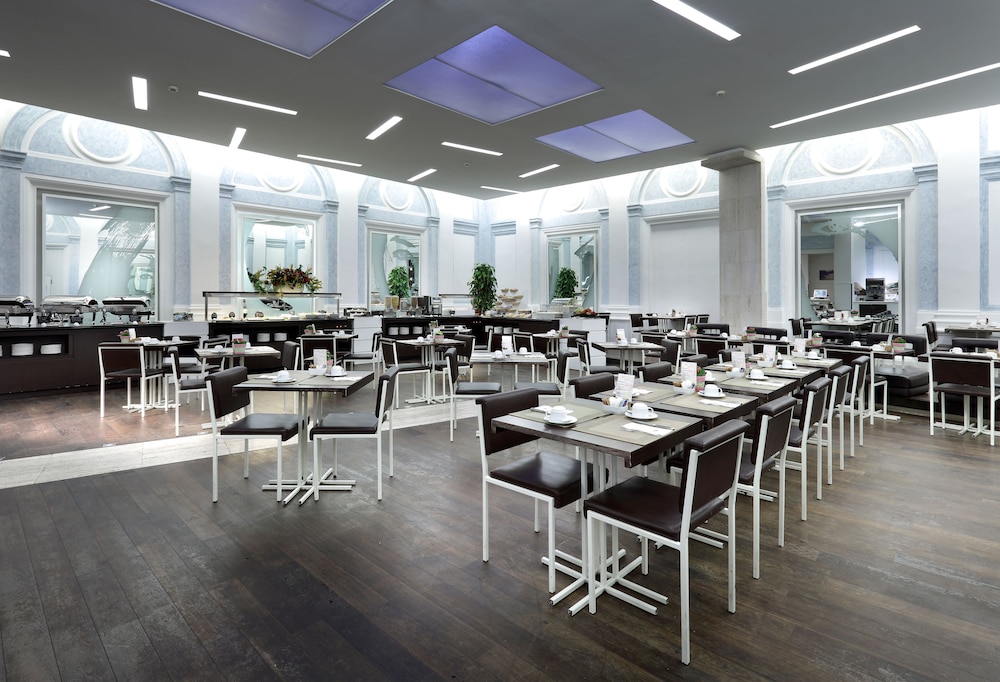 Exe International Palace — Restaurant & bars in Rome, Lazio