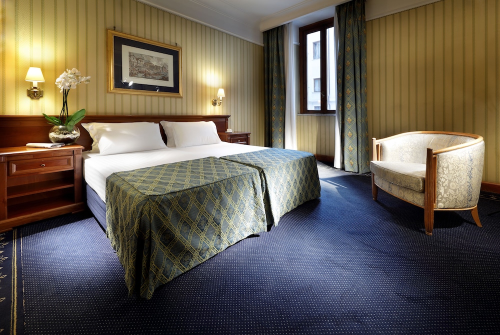 Exe International Palace — Hotel rooms in Rome, Lazio