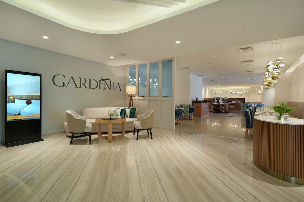 Arabian Park Dubai, an Edge by Rotana Hotel — Restaurant & bars in Dubai