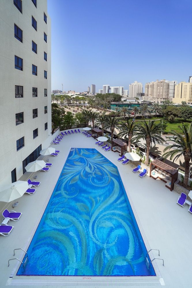 Dubaj (5 dni) w Arabian Park Dubai, an Edge by Rotana Hotel z Warszawy