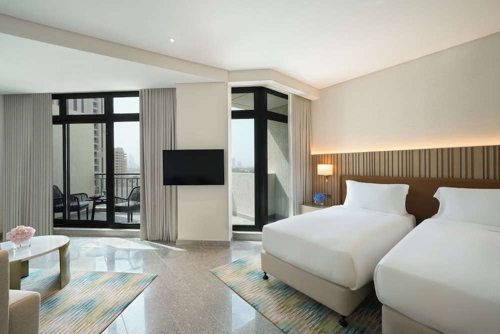 Arabian Park Dubai, an Edge by Rotana Hotel — Hotel rooms in Dubai