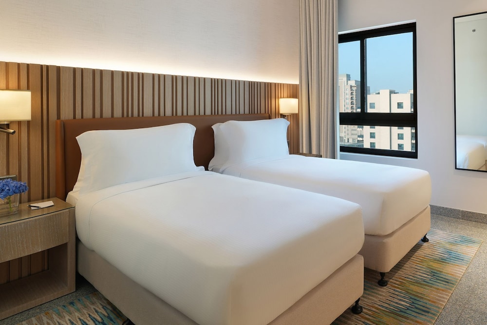 Arabian Park Dubai, an Edge by Rotana Hotel — Hotel rooms in Dubai