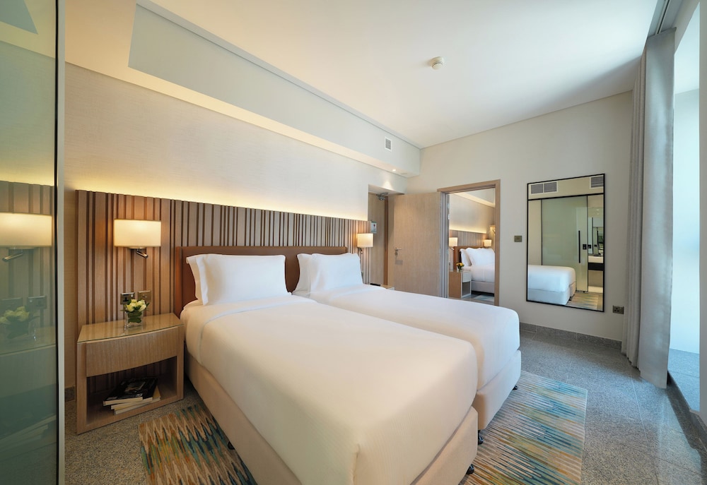 Arabian Park Dubai, an Edge by Rotana Hotel — Hotel rooms in Dubai