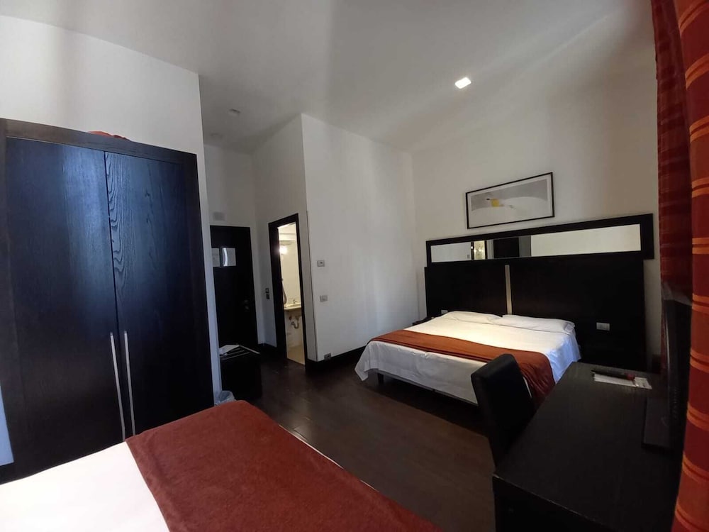 LH Hotel Excel Roma Montemario — Hotel rooms in Rome, Lazio