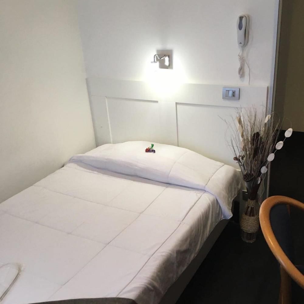 LH Hotel Excel Roma Montemario — Hotel rooms in Rome, Lazio