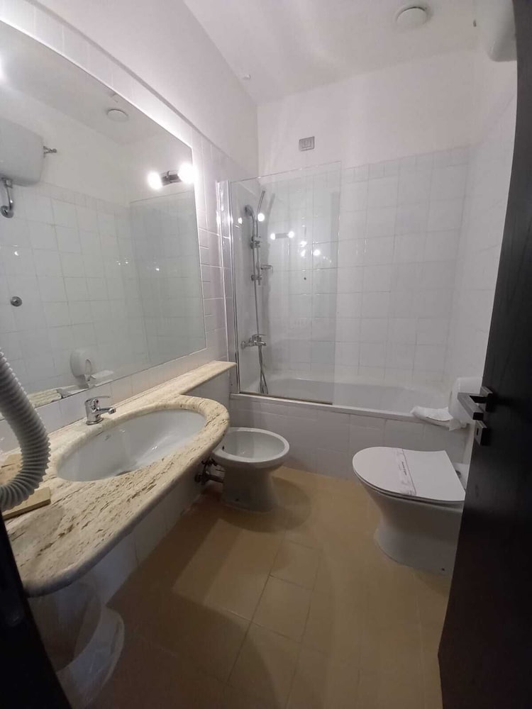 LH Hotel Excel Roma Montemario — Hotel rooms in Rome, Lazio