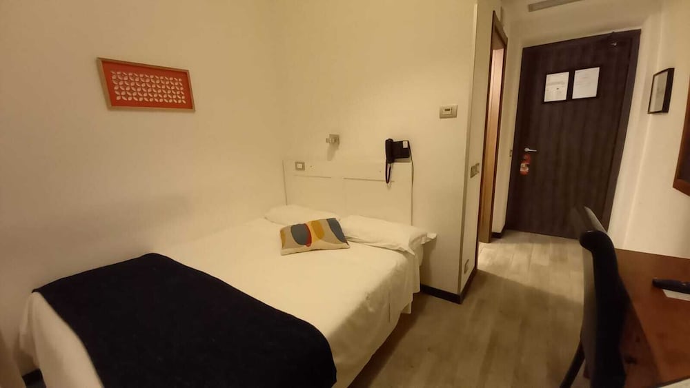 LH Hotel Excel Roma Montemario — Hotel rooms in Rome, Lazio