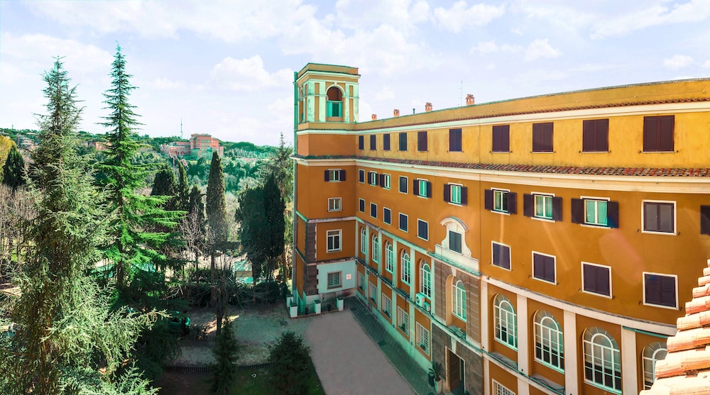 LH Hotel Excel Roma Montemario — Hotel building in Rome, Lazio