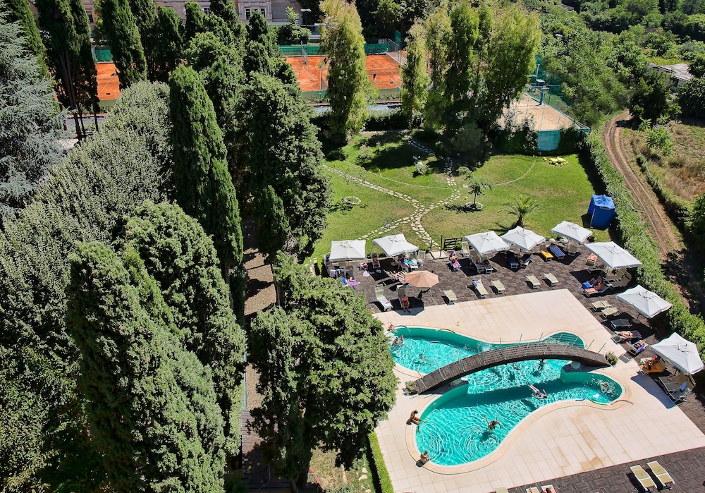 LH Hotel Excel Roma Montemario — Swimming pool in Rome, Lazio